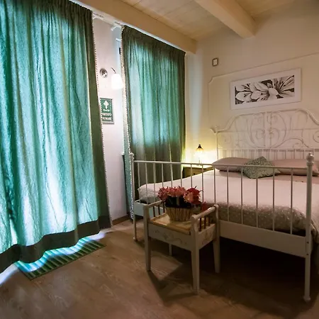 Il Piccolo Giglio فندق مبيت وإفطار Porto SantʼElpidio