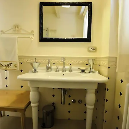 Bed & Breakfast Il Piccolo Giglio *