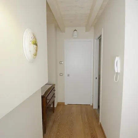 伊尔短笛吉廖住宿加早餐旅馆 住宿加早餐酒店 3*