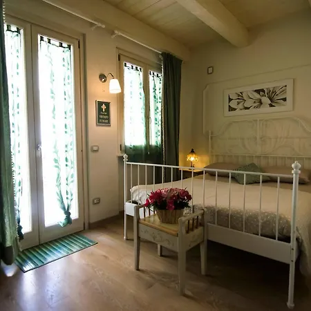 伊尔短笛吉廖住宿加早餐旅馆 Porto SantʼElpidio